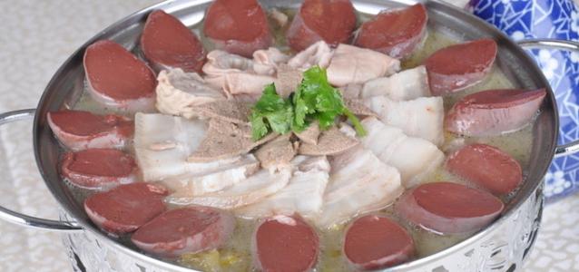 酸菜燉白肉血腸