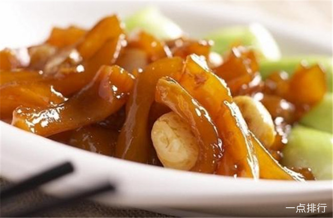 松仁燒鹿筋