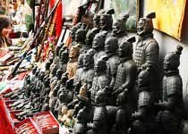 兵馬俑復(fù)制品