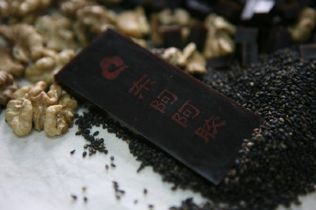 東阿阿膠